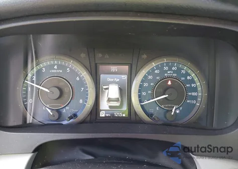 2016 Toyota Sienna Xle 8 Passenger z USA, uszkodzony, nr VIN 5TDYK3DC6GS725712